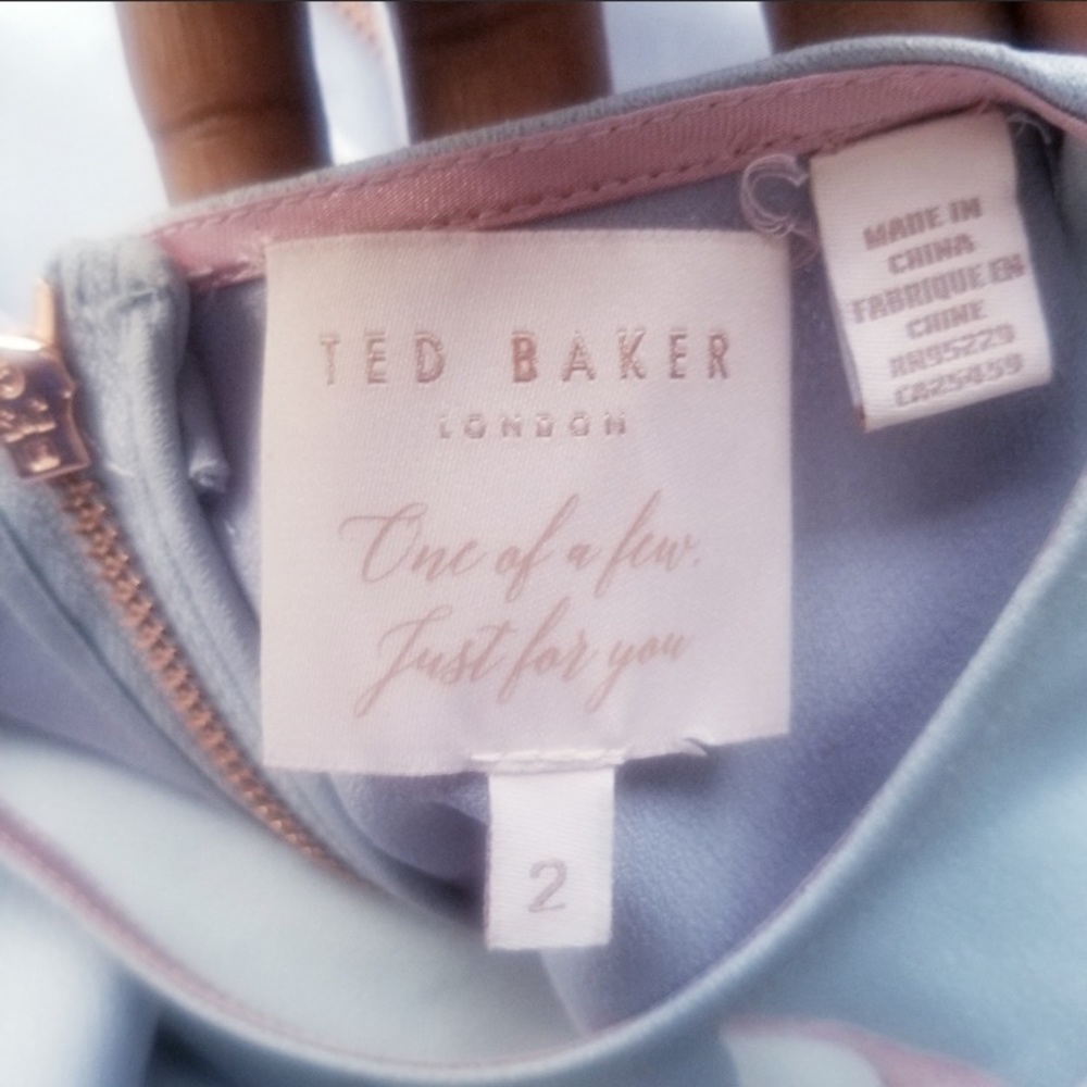 🍒LIKE NEW🍒Ted Baker flower dress (TB2) - Picture 7 of 7